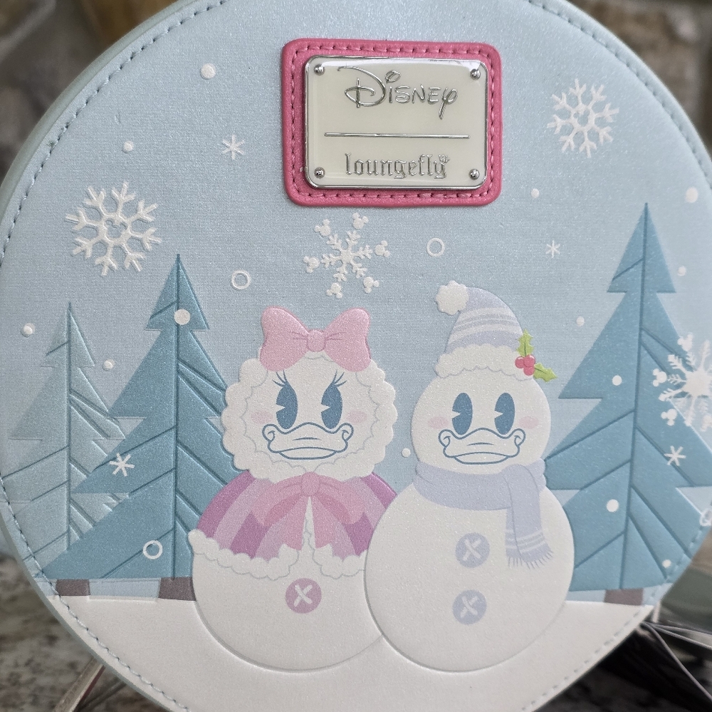 Disney Loungefly Snowglobe Crossbody - Picture 4 of 8